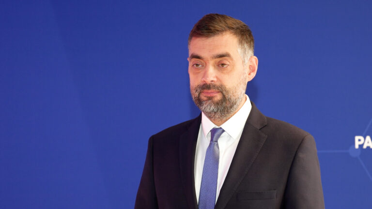 Europejski sektor chemiczny w trudnej sytuacji. Firmy skupiają się na przetrwaniu, a nie strategicznych inwestycjach